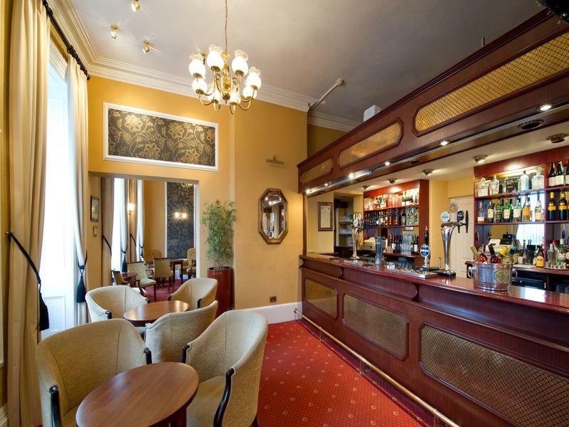 The Royal Hotel Bideford Extérieur photo